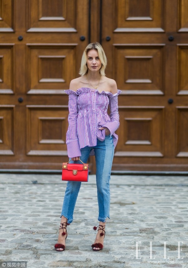 方领、V领、一字领,夏日显瘦领型大Battle