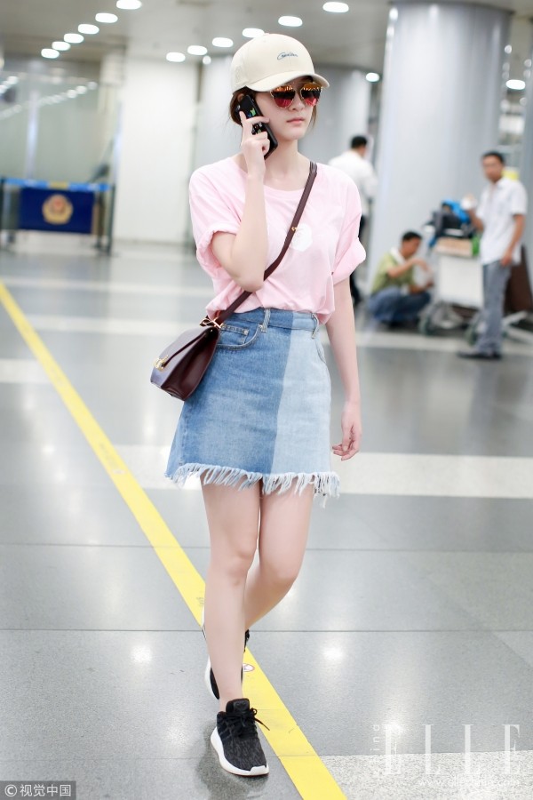 怎么穿都朝气满满的牛仔半裙,女神超模都在穿!