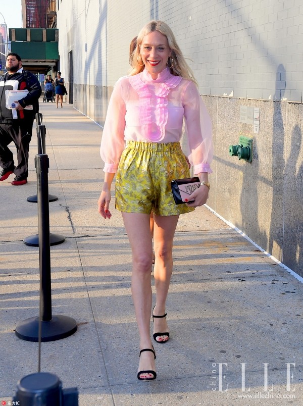 小粗腿夏天不能穿短裤?这些宽松款帮你圆梦!