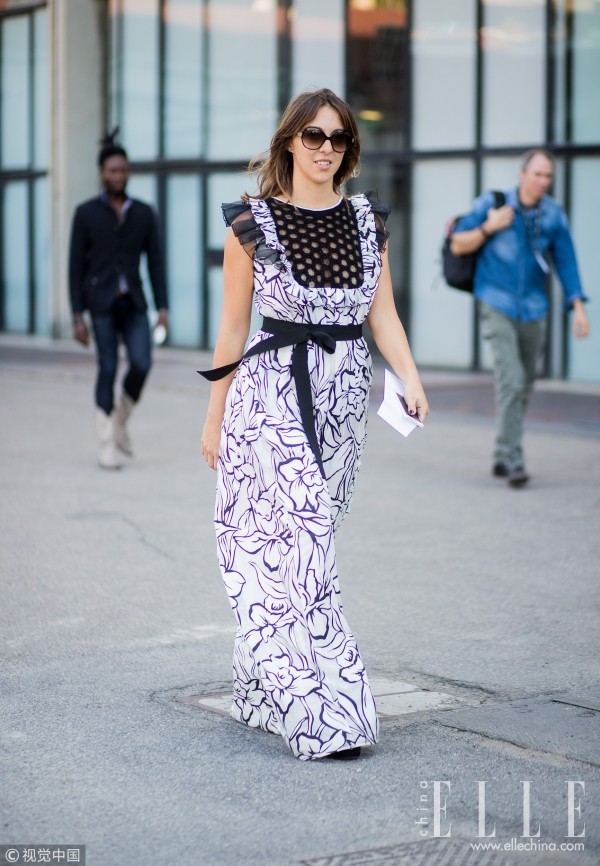 她们穿连衣裙这么瘦原本都是由于这条腰带!