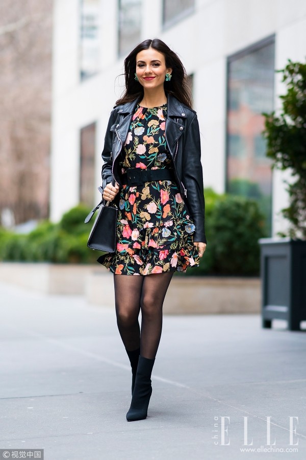 她们穿连衣裙这么瘦原本都是由于这条腰带!